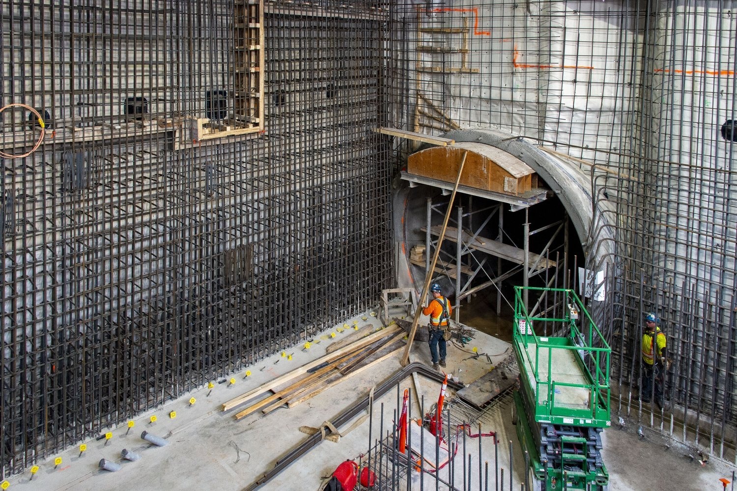 Eglinton Crosstown Subway Stations (Eglinton Crosstown LRT) 14