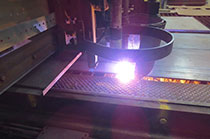 plasma-cutting